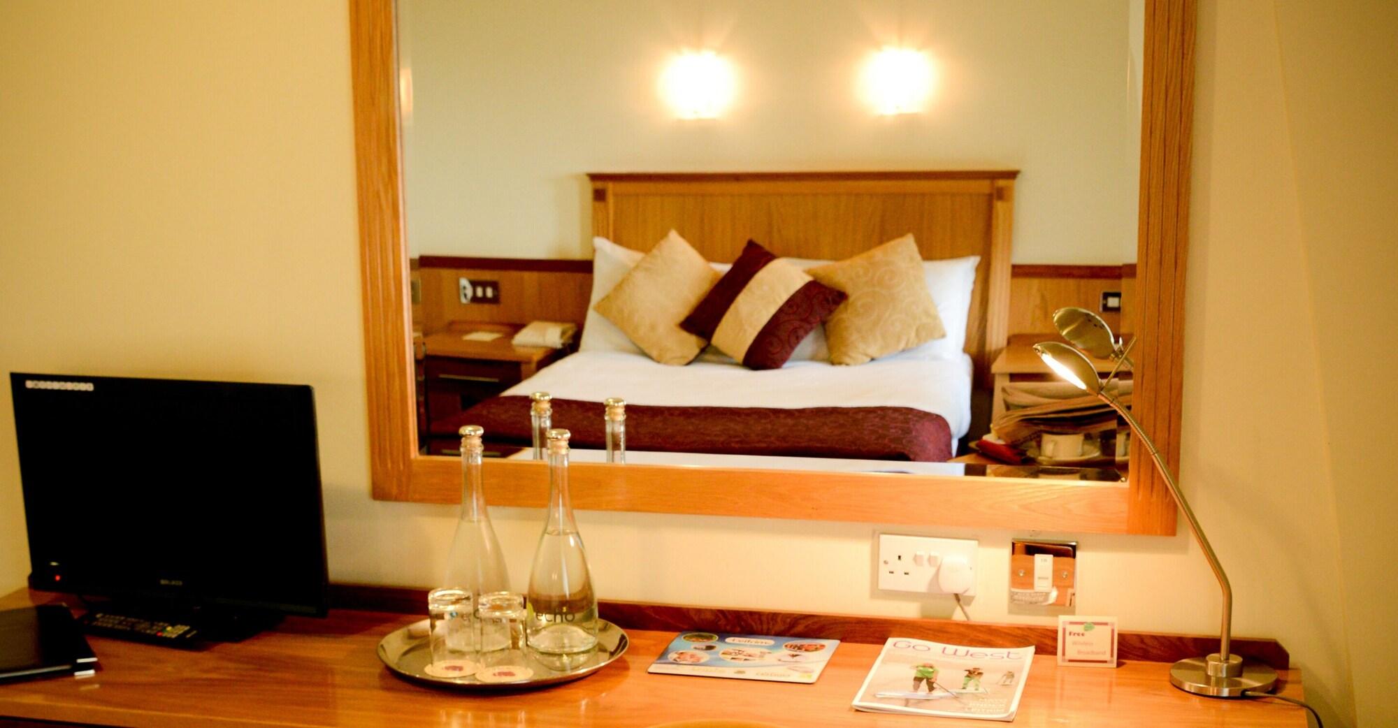 Bush Hotel County Leitrim Eksteriør bilde