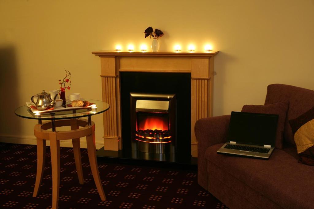 Bush Hotel County Leitrim Eksteriør bilde